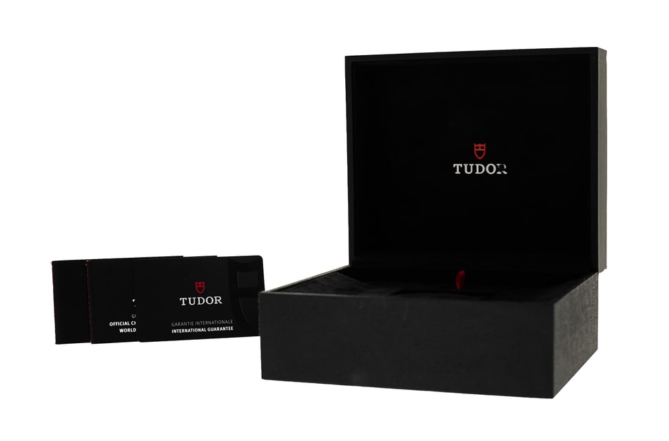 Tudor Black Bay GMT M79833MN-0001 Image 4